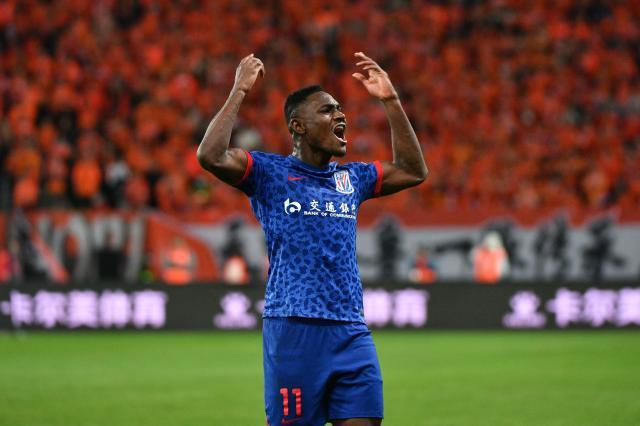 赛事注册-【中超】马莱莱戴帽于汉超替补建功 申花6比0泰山