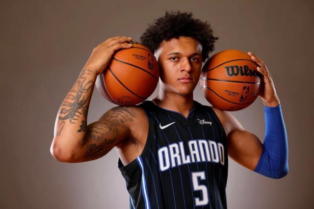 世界赛赛程-新赛季完整赛程公布，这些精彩对决绝对不容错过